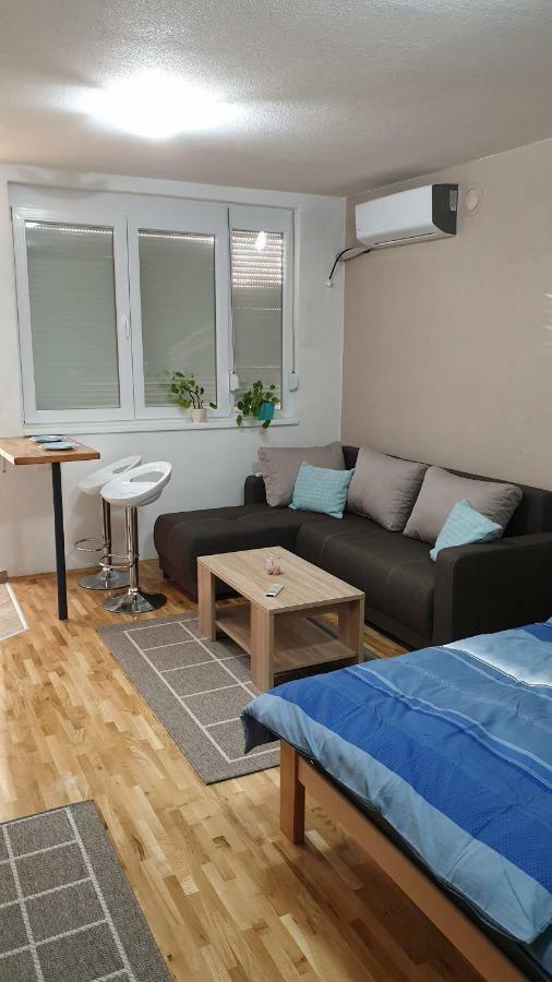 Apartments In City Center Κουμάνοβο Εξωτερικό φωτογραφία