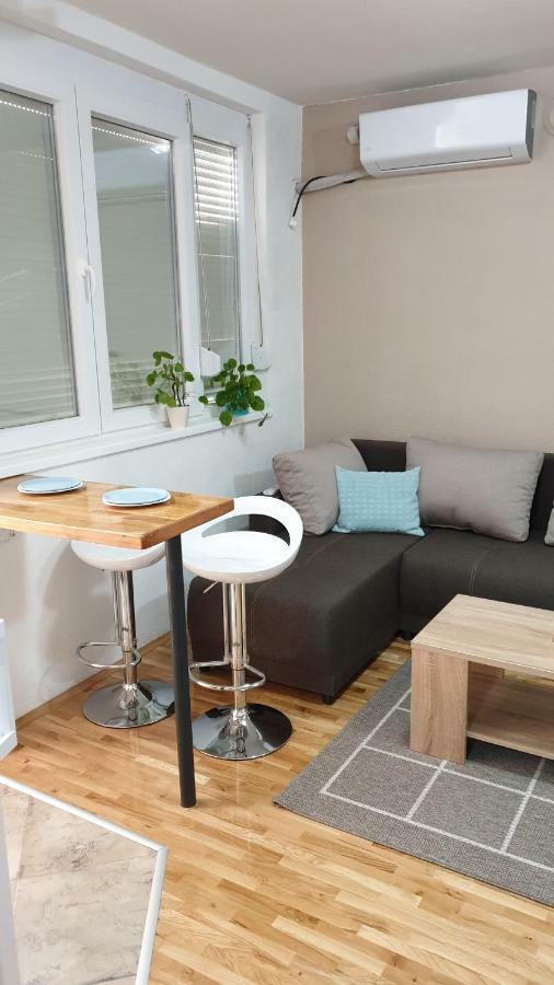 Apartments In City Center Κουμάνοβο Εξωτερικό φωτογραφία