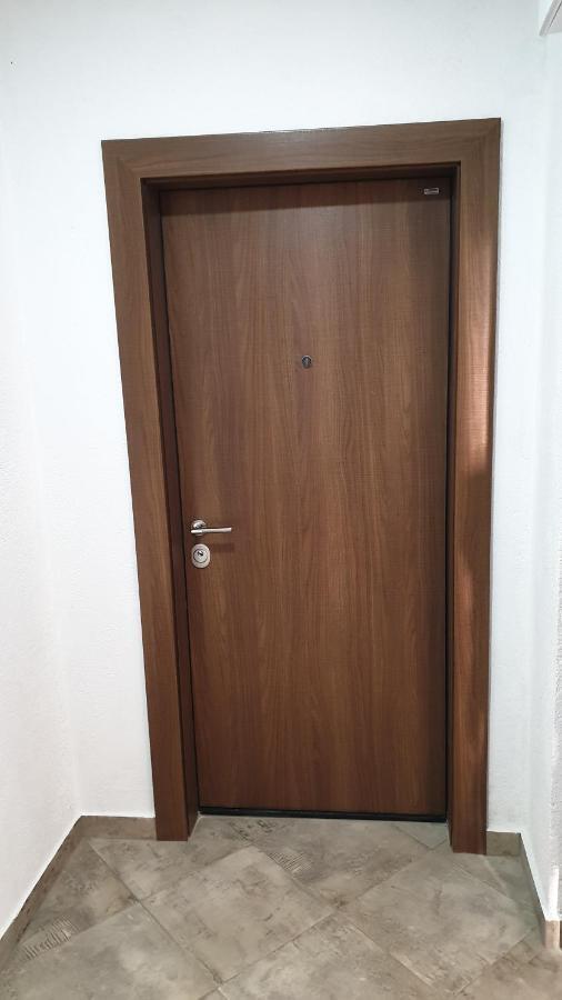 Apartments In City Center Κουμάνοβο Εξωτερικό φωτογραφία