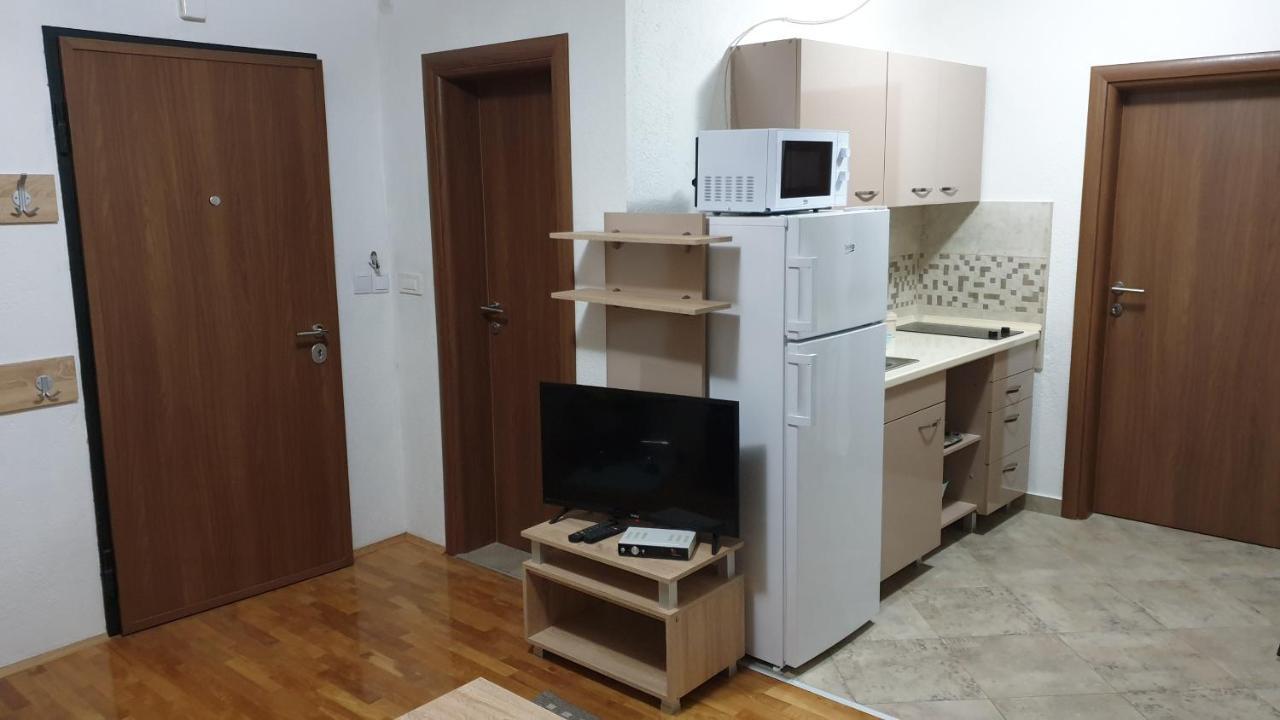 Apartments In City Center Κουμάνοβο Εξωτερικό φωτογραφία